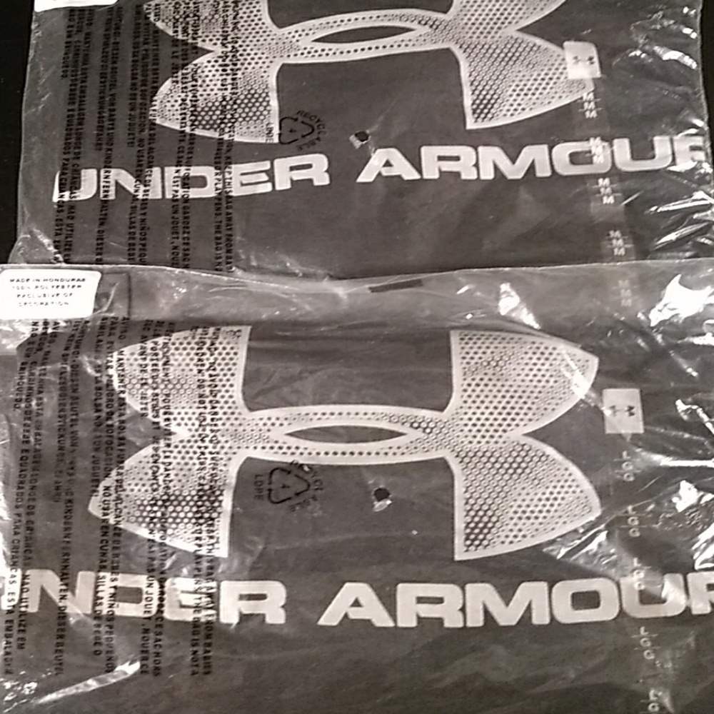 Men's t shirt